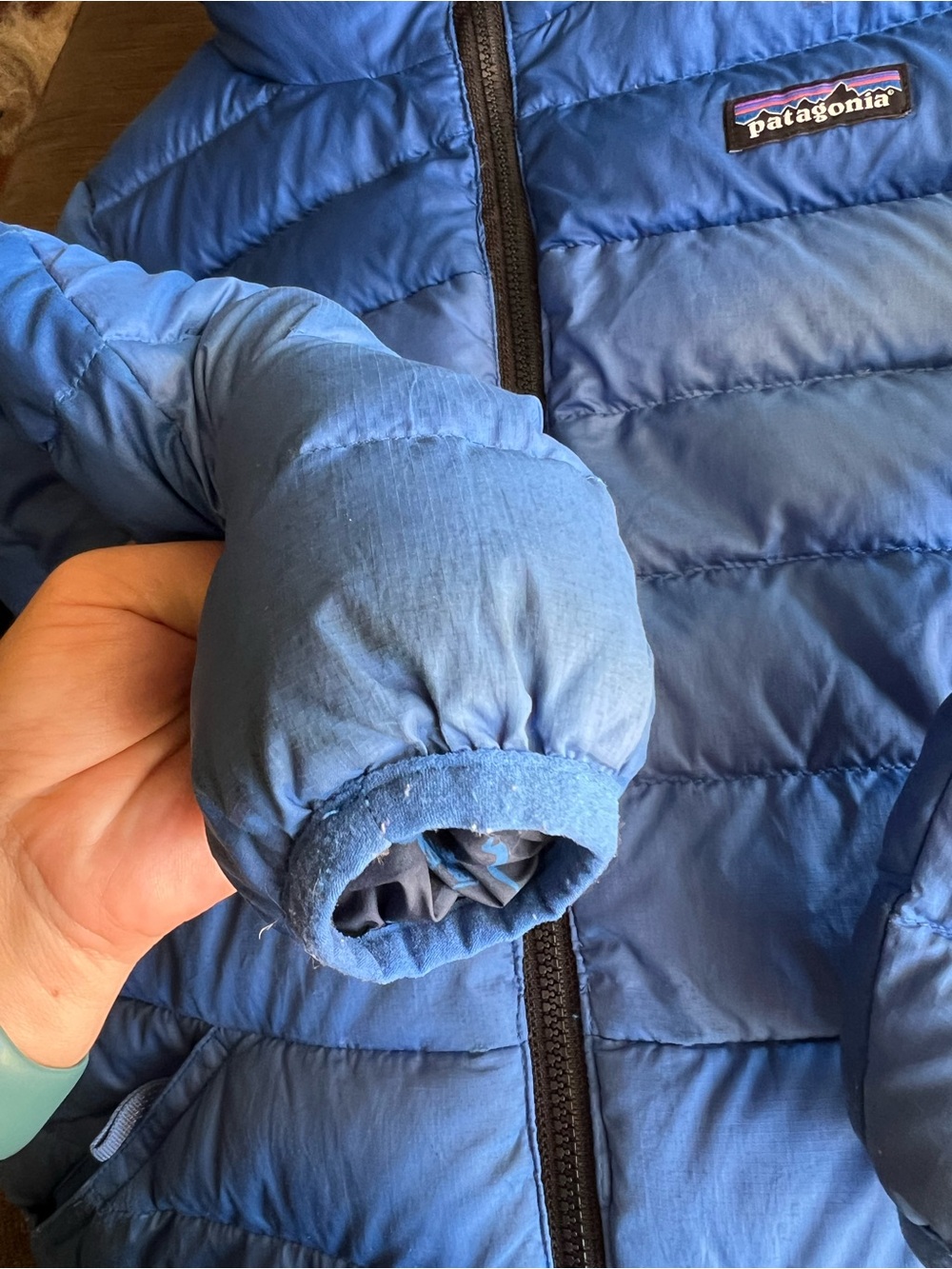 Patagonia Jacket Boys Blue Reversible Down Sweater Hoody Puffer Size M10 - Picture 6 of 11